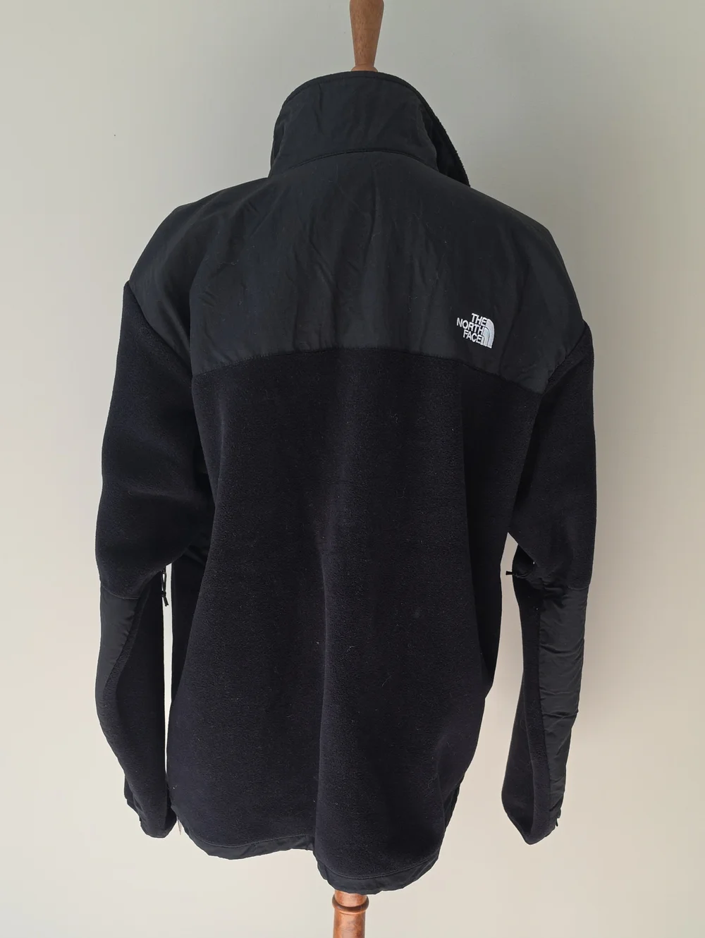 The North Face Polartec Classic 300 Black Full Zip Jacket